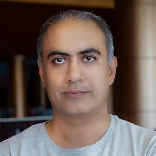 اشکان عارفی